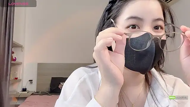 _Lov_Lynh live sex cam