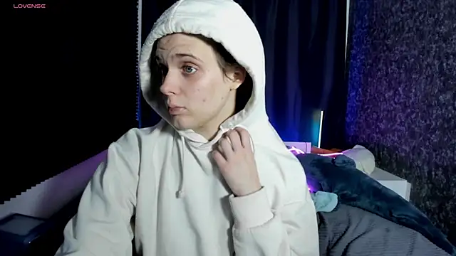 KIKI_Krash live sex cam