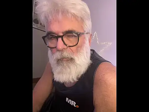 LeatherSdaddy's cam snapshot