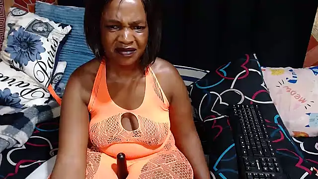 Thickbootykim's cam snapshot