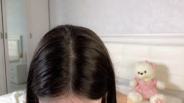 YvonneShames's cam snapshot