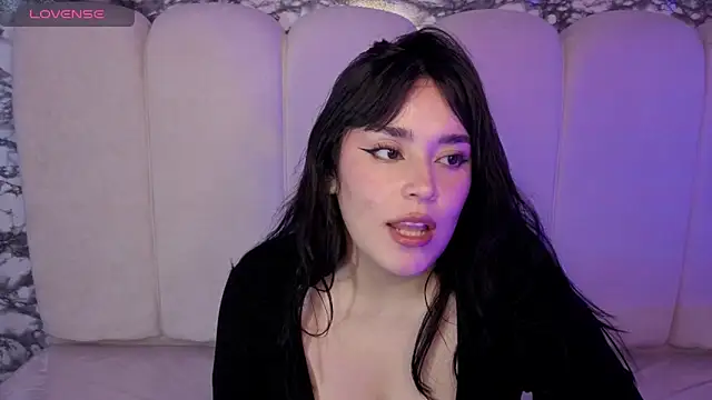 Laksmy_v's cam snapshot