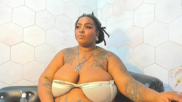 Anaa_Fuentess's cam snapshot