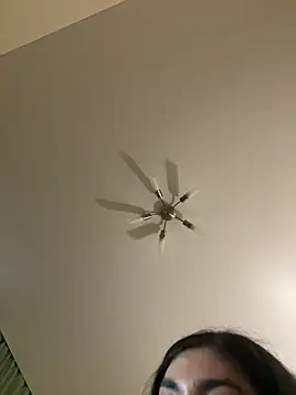 Sweet_Khalifa_ live sex cam