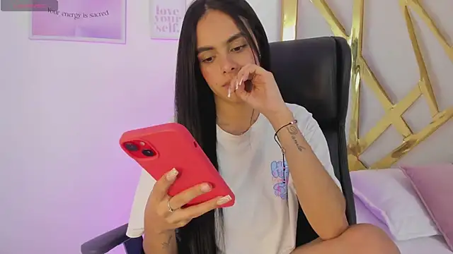 ChloeHarper_ live sex cam