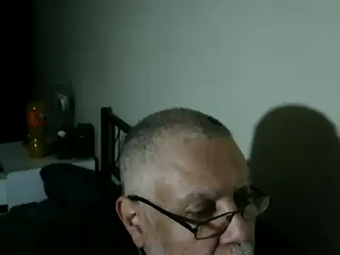 100Tauros live sex cam