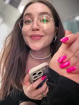 meow_girl's cam snapshot