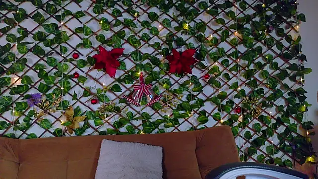 alice_rous21's cam snapshot