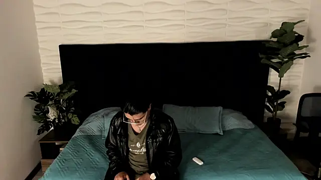 Andy_Joy_'s cam snapshot