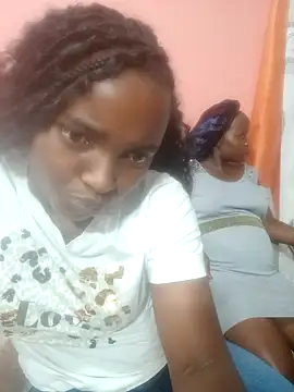 ShyNaughtyBabe's cam snapshot