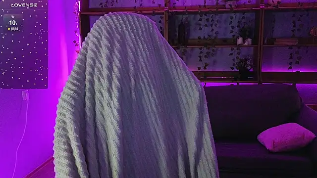 Awquafine's cam snapshot