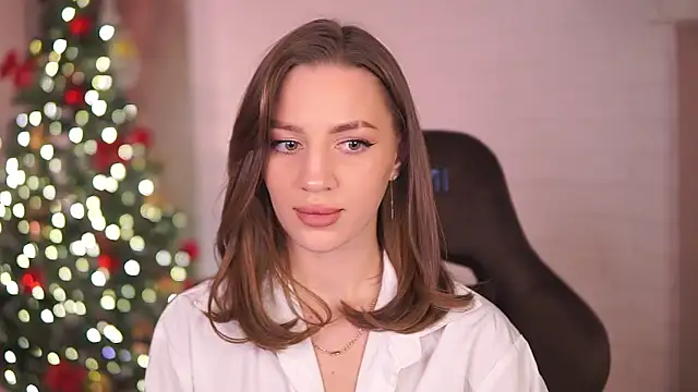 MaryHillty's cam snapshot