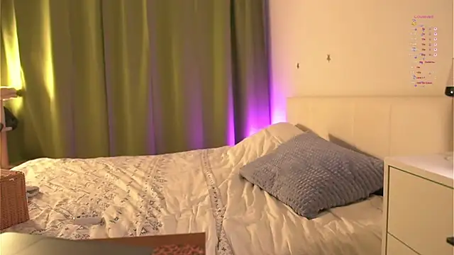 emmsee's cam snapshot