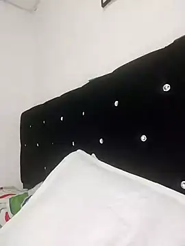 ElizabethWeil's cam snapshot