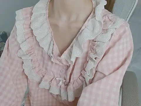 Alina_MissAsian live sex cam