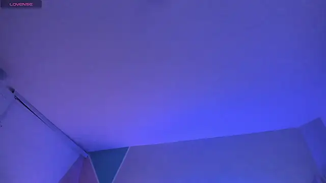 mara_winters_'s cam snapshot