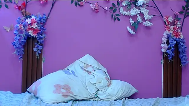 skinnysofia18's cam snapshot