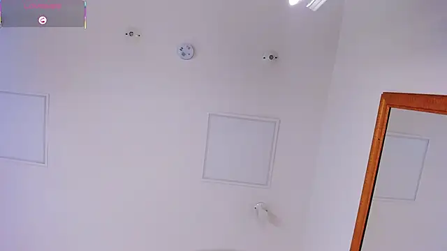 lyrabellini's cam snapshot