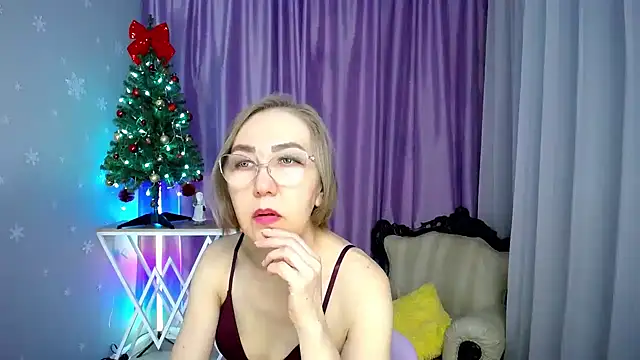 queen_a_n_i's cam snapshot