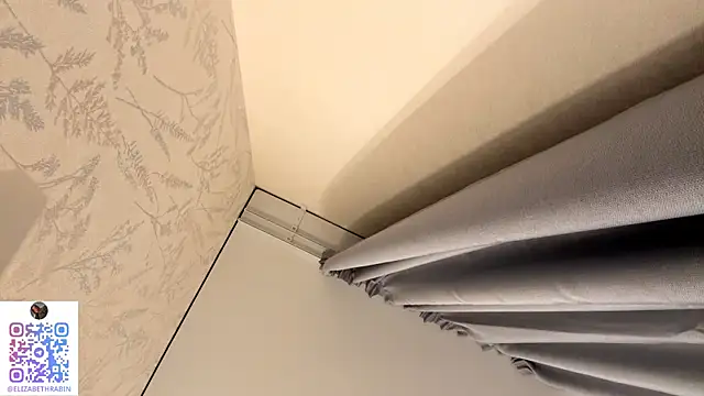 MinervaShetrawski live sex cam