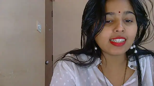 Cute-Simmi69 live sex cam