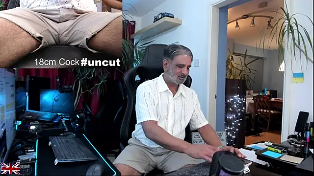 OnlineBossUK live sex cam