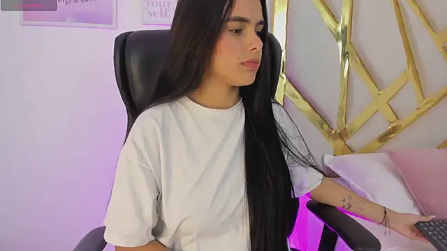 ChloeHarper_ live sex cam