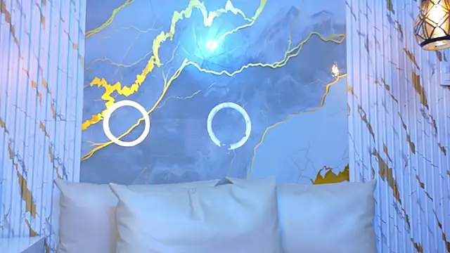 NIKIBUNNY's cam snapshot