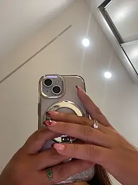 Ninabigtitied live sex cam