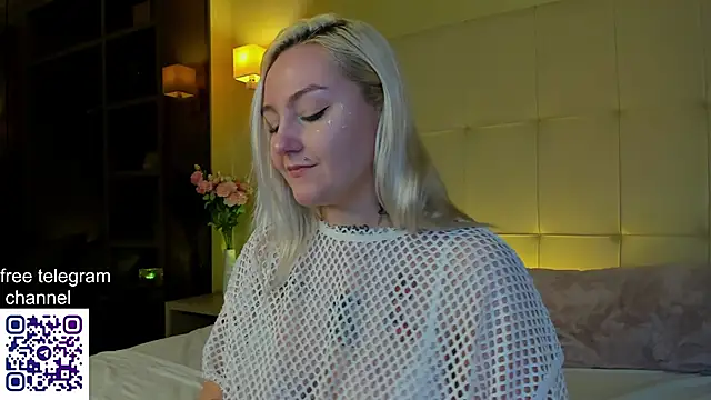 Debbie_Taylor's cam snapshot