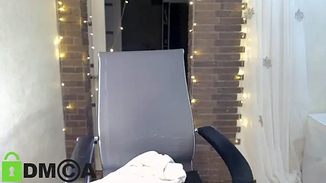 ms_kelarini's cam snapshot