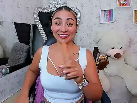 milf_bigass_'s cam snapshot