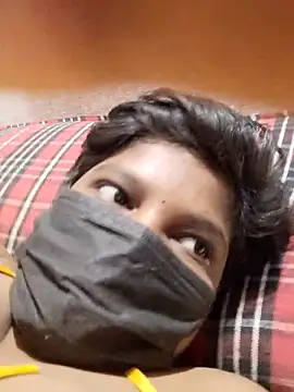 divyatamil143's cam snapshot