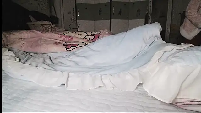 hebe-02's cam snapshot