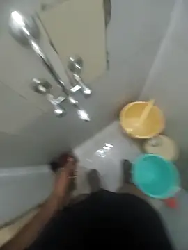 Itsabhinav12's cam snapshot