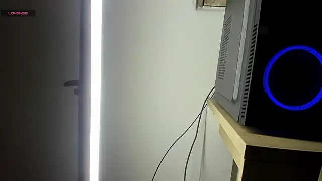 MeliSecrets_'s cam snapshot