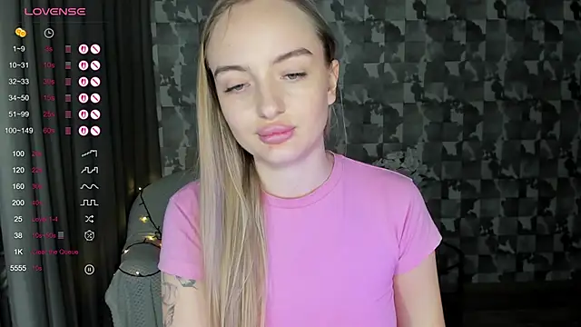 A_delina's cam snapshot