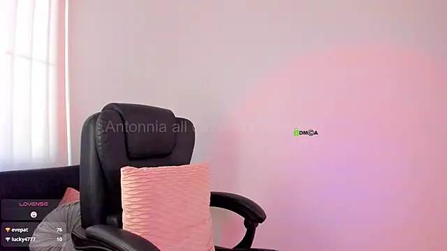 Anttonia_Rose's cam snapshot