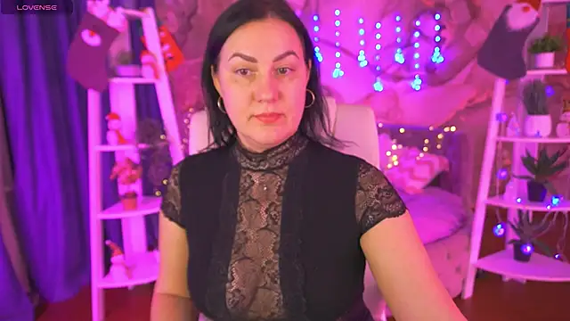 VelvetLuck's cam snapshot