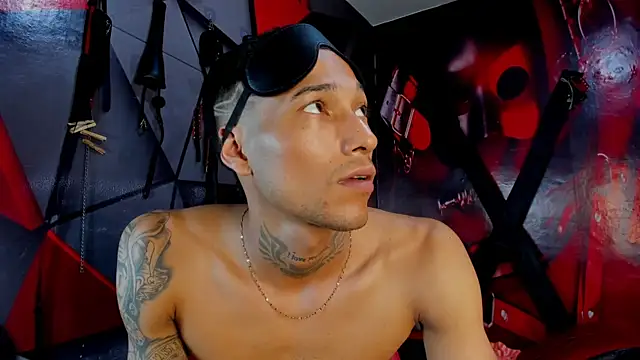 Hana_and_Zeta live sex cam