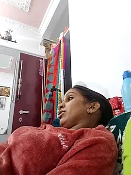 Hotty-Nidhi's cam snapshot