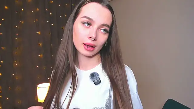 YvonneRobes's cam snapshot