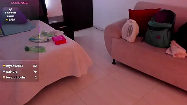 mia_fox4's cam snapshot