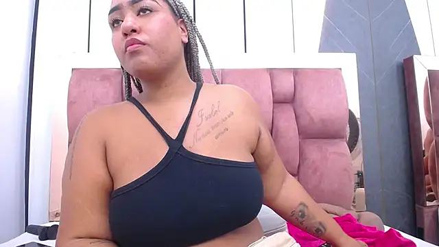 arianna_pearl live sex cam