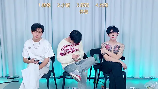 QYBOYS_010's cam snapshot