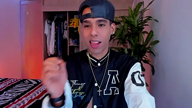 Damianwhite live sex cam