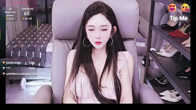 Liora-'s cam snapshot