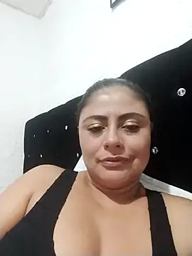 ElizabethWeil's cam snapshot