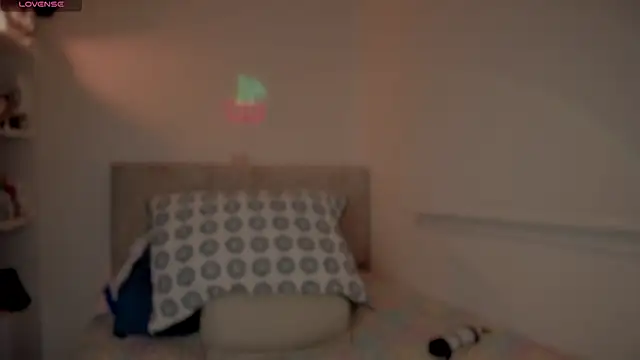 i_melissaa's cam snapshot