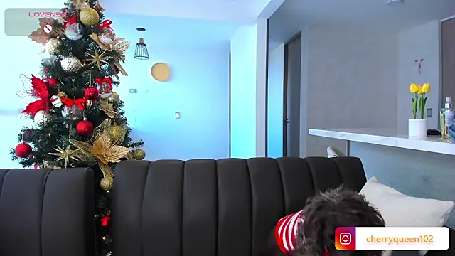 Cherryyquen live sex cam